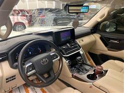 تۆیۆتا لاند کروزەر